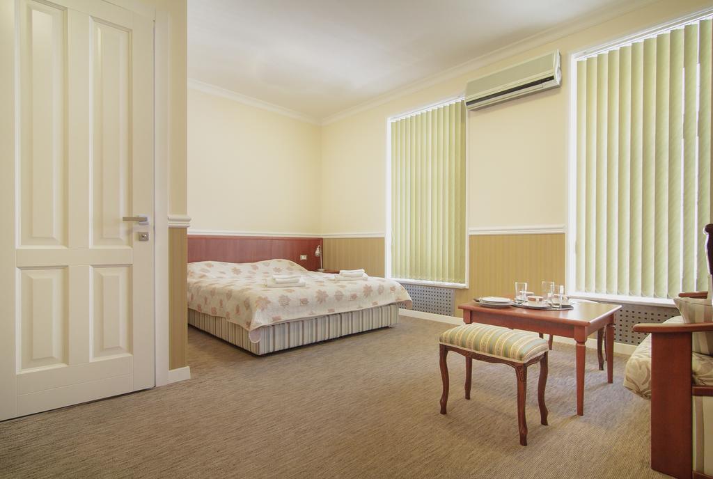 Consul Hotel Консул Odessa Ngoại thất bức ảnh
