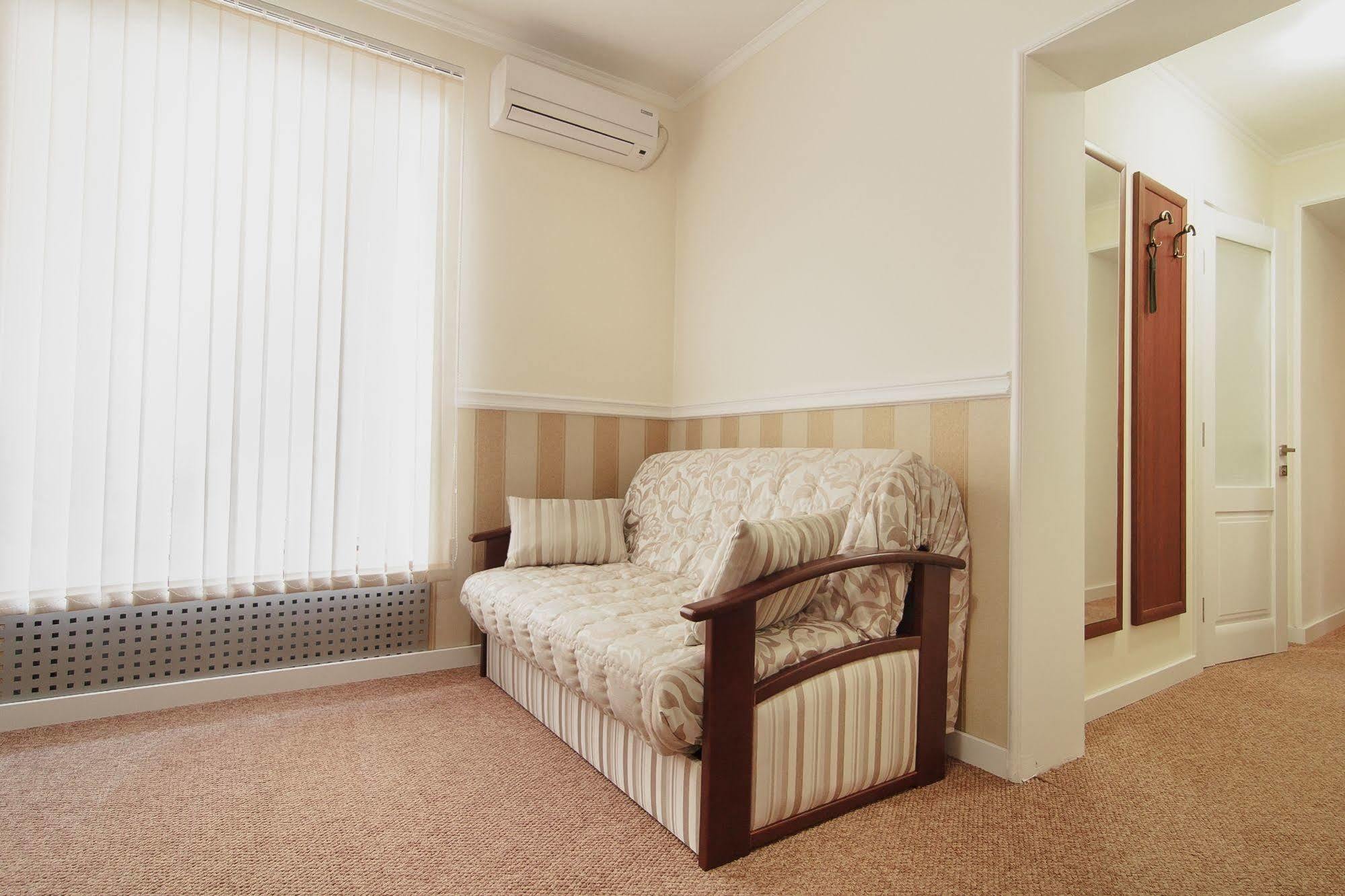 Consul Hotel Консул Odessa Ngoại thất bức ảnh