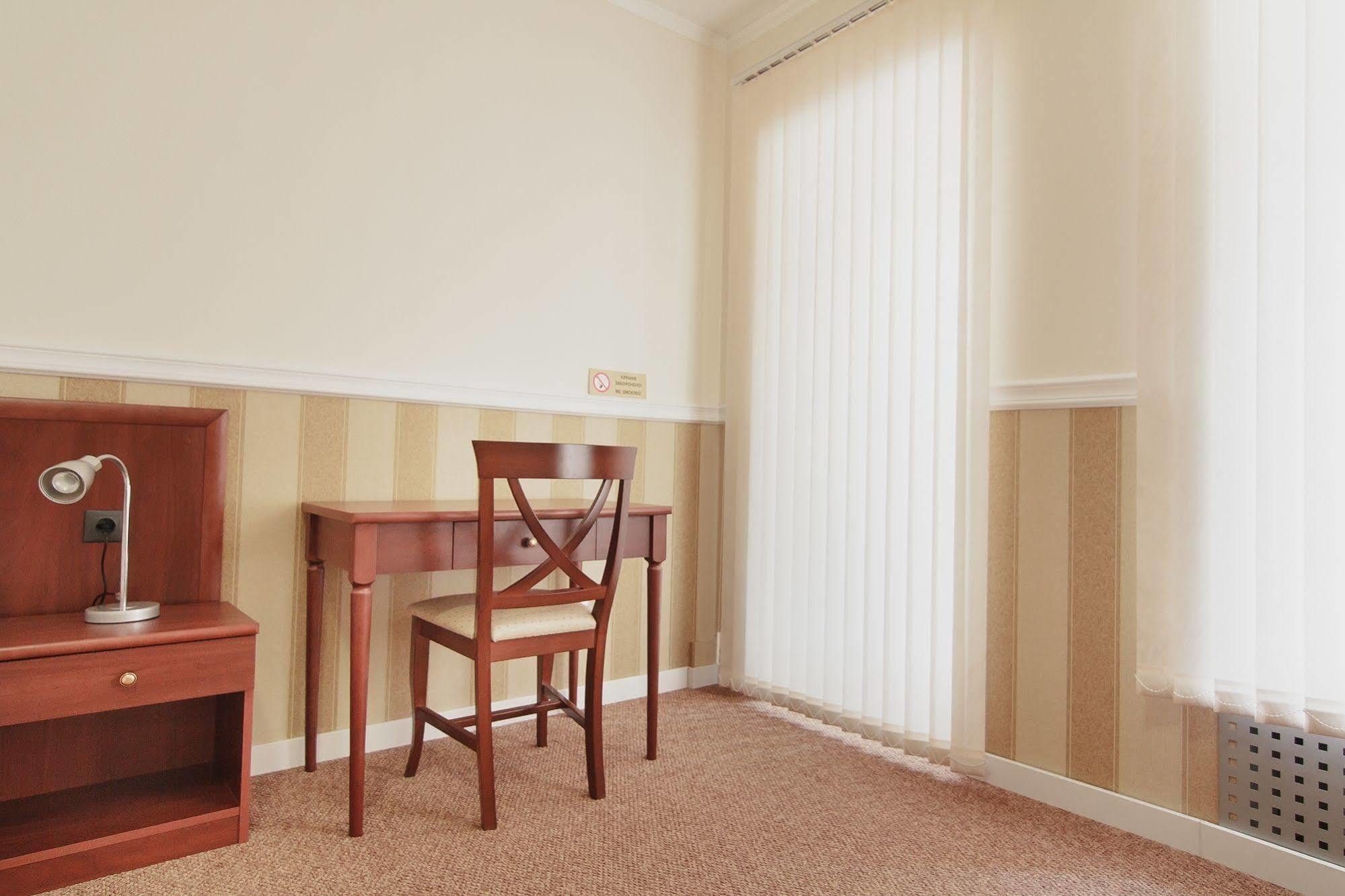 Consul Hotel Консул Odessa Ngoại thất bức ảnh