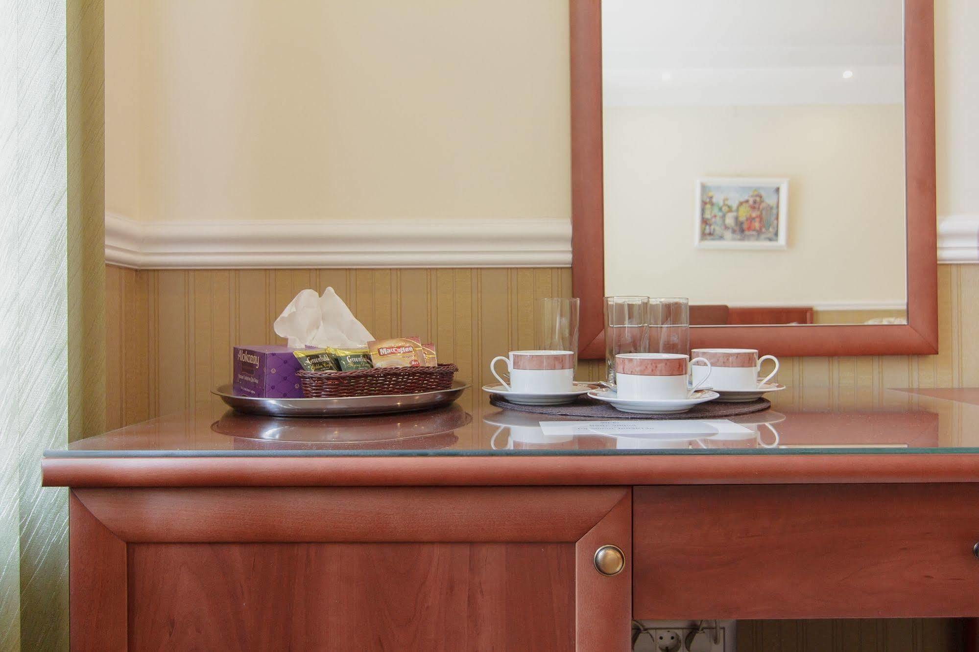Consul Hotel Консул Odessa Ngoại thất bức ảnh